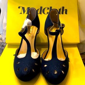 Modcloth retro heels!